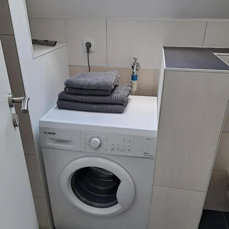 Wunderschoenes 2 Zimmer Apartment Inkl. Parkplatz Asbach  Экстерьер фото